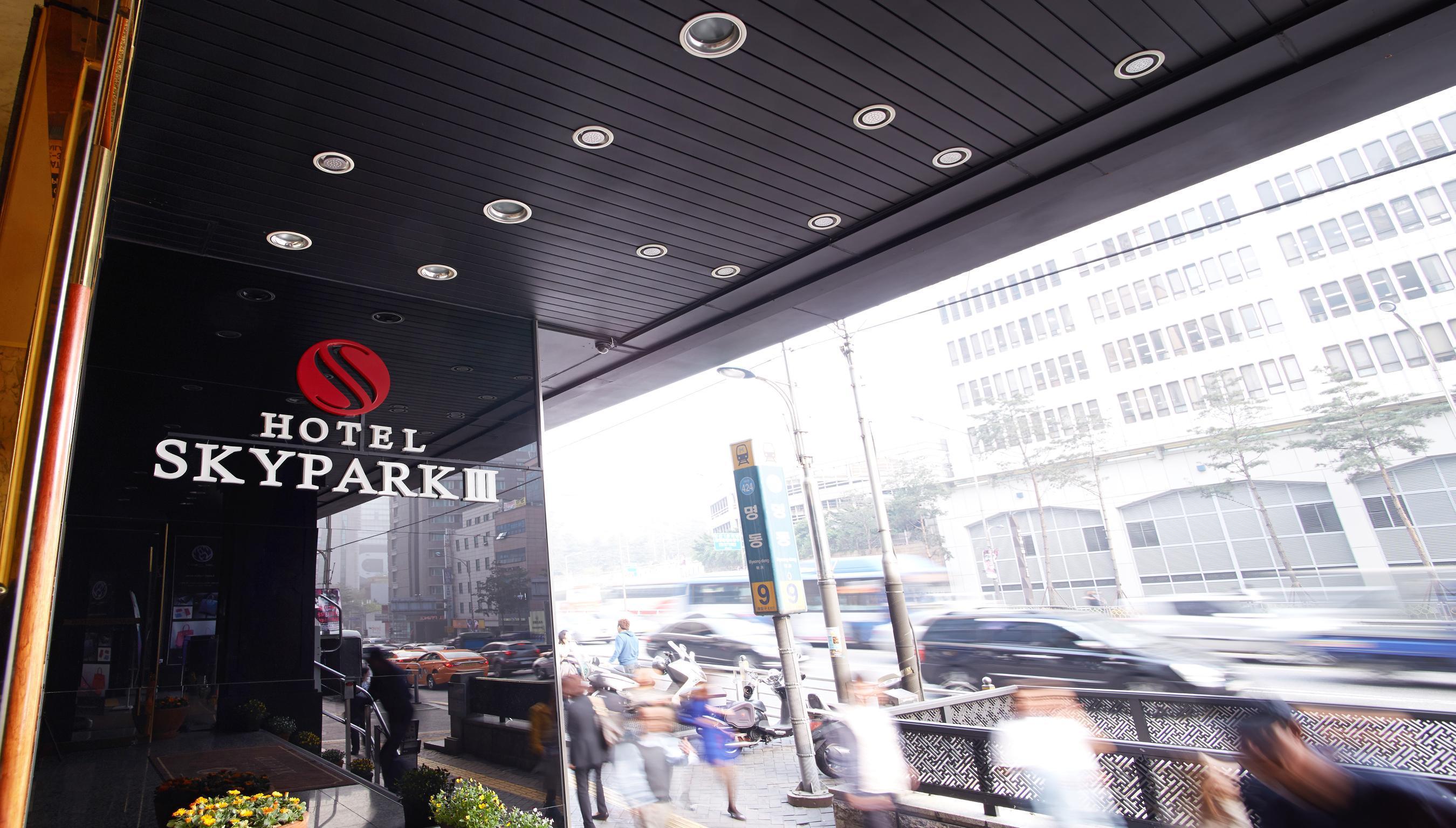 Hotel Skypark Myeongdong 3 Сеул Екстериор снимка