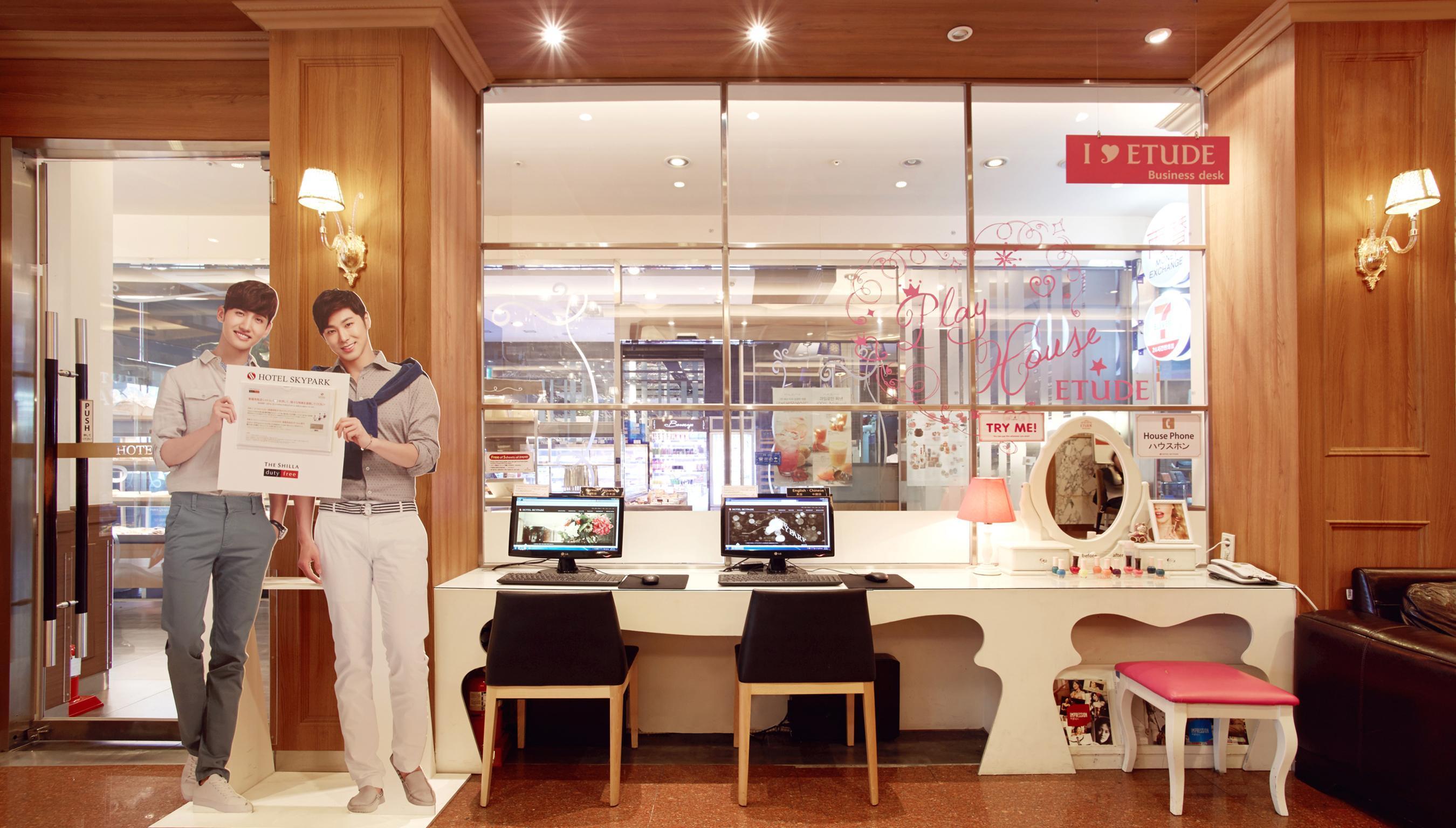 Hotel Skypark Myeongdong 3 Сеул Екстериор снимка